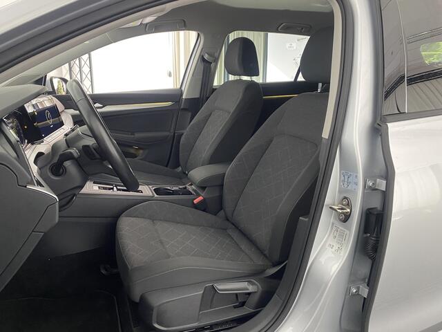 Volkswagen GOLF Variant 1.0 eTSI Life | Automaat | Sfeerverlichting | ACC | DAB | Climate Control | MHEV |