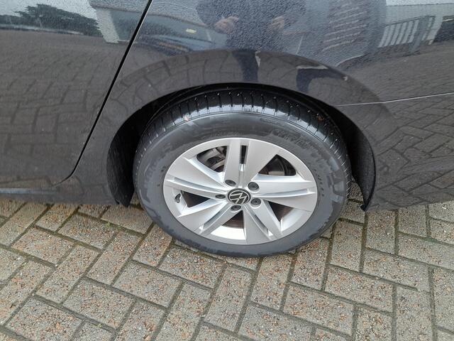 Volkswagen GOLF Variant 1.0 eTSI Life Automaat | Clima | LM Velgen | Camera | Cruise control | Led | DAB | RIJKLAARPRIJS INCL 12 MAANDEN GARANTIE EN BEURT