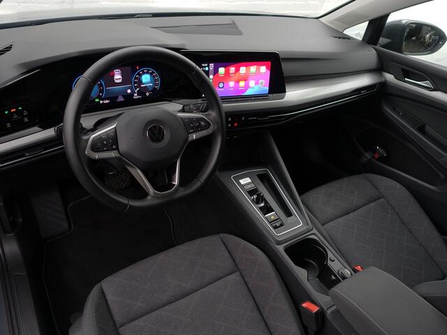 Volkswagen GOLF 1.0 eTSI Aut- Sfeerverlichting, Carplay, Park Assist, Ada Cruise, Xenon Led, Virtual Cockpit