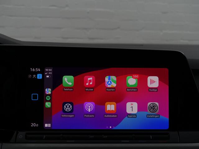 Volkswagen GOLF 1.0 eTSI Aut- Sfeerverlichting, Carplay, Park Assist, Ada Cruise, Xenon Led, Virtual Cockpit