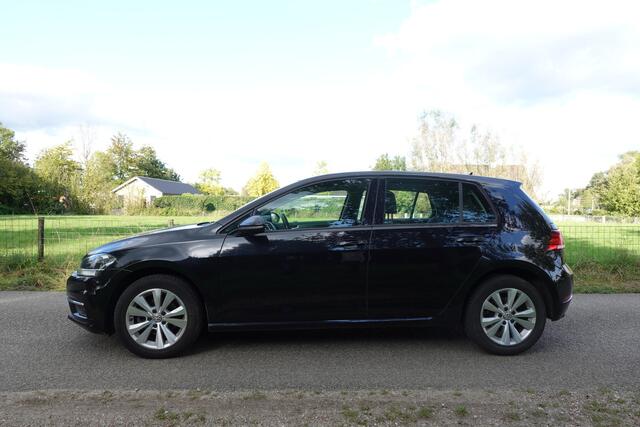 Volkswagen GOLF 1.0 TSI Comfortline Business Winterpakket ,Navigatie