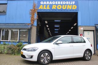 volkswagen-golf-e-edition-navigatie