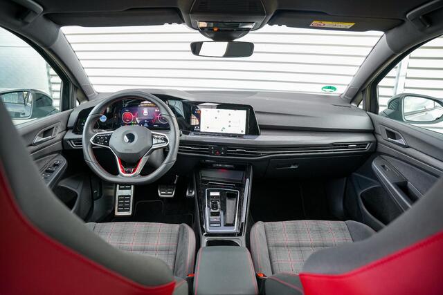 Volkswagen GOLF 2.0 TSI GTI Adapt. cruise Navi Camera Stuurverw.