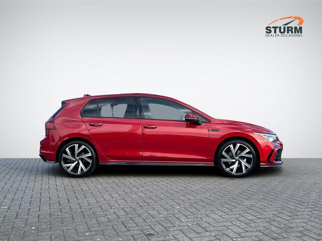 Volkswagen GOLF 1.5 eTSI R-Line | Panoramadak | Harman/Kardon | Sportstoelen | Full-LED | Navigatie | Apple Carplay/Android Auto | Dodehoek | Park. Assist | Rijklaarprijs!