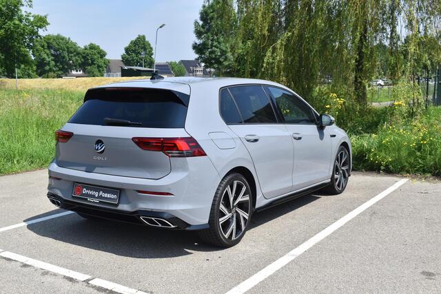 Volkswagen GOLF 1.5 TSI R-Line | 18'' Bergamo | Achteruitrijcamera | ACC | LED