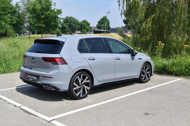 Volkswagen GOLF 1.5 TSI R-Line | 18'' Bergamo | Achteruitrijcamera | ACC | LED