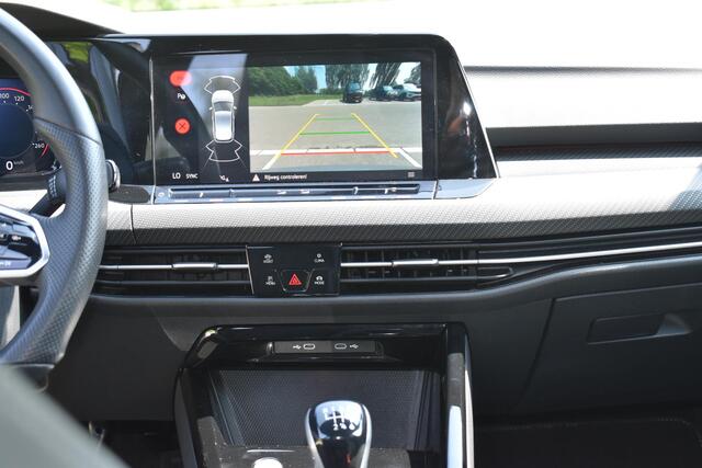 Volkswagen GOLF 1.5 TSI R-Line | 18'' Bergamo | Achteruitrijcamera | ACC | LED