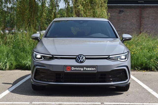 Volkswagen GOLF 1.5 TSI R-Line | 18'' Bergamo | Achteruitrijcamera | ACC | LED