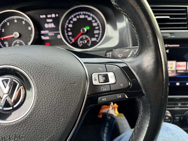 Volkswagen GOLF 1.0 TSI Comfortline DSG ACC NAVI