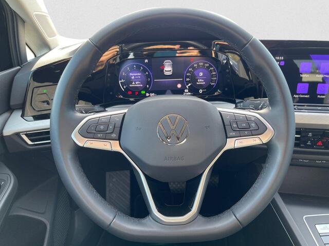 Volkswagen GOLF 1.5 eTSI ADAP CRUISE P-CAM KEYLESS