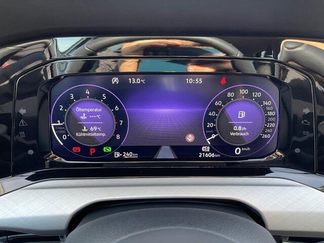 Volkswagen GOLF 1.5 eTSI ADAP CRUISE P-CAM KEYLESS