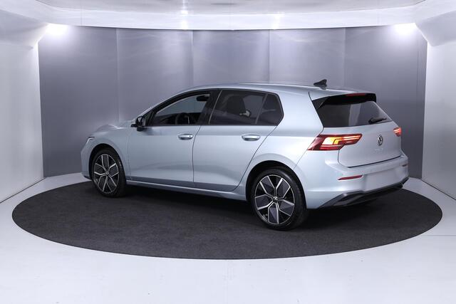 Volkswagen GOLF Oranje Edition 1.5 TSI 85 kW / 116 pk Hatchback 6 versn. Hand