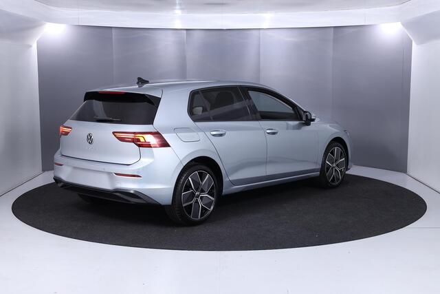 Volkswagen GOLF Oranje Edition 1.5 TSI 85 kW / 116 pk Hatchback 6 versn. Hand