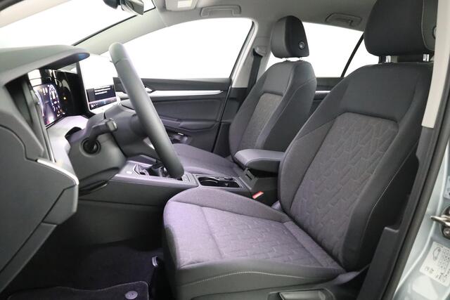 Volkswagen GOLF Oranje Edition 1.5 TSI 85 kW / 116 pk Hatchback 6 versn. Hand