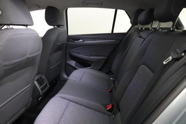 Volkswagen GOLF Oranje Edition 1.5 TSI 85 kW / 116 pk Hatchback 6 versn. Hand