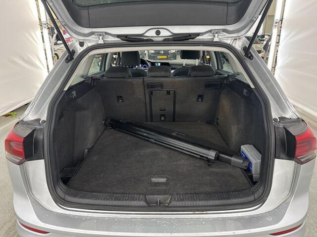 Volkswagen GOLF Variant 1.0 eTSI Life Business 110-pk | Led koplampen | Parkeersensoren achter | Adaptieve cruisecontrol | BTW auto | 1e eigenaar | volledige historie | NL-auto
