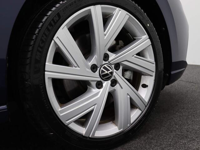 Volkswagen GOLF 1.4 eHybrid Style 204PK DSG Panoramadak, achteruitrijcamera, winterpakket, elek. stoel, 18" lichtmetaal