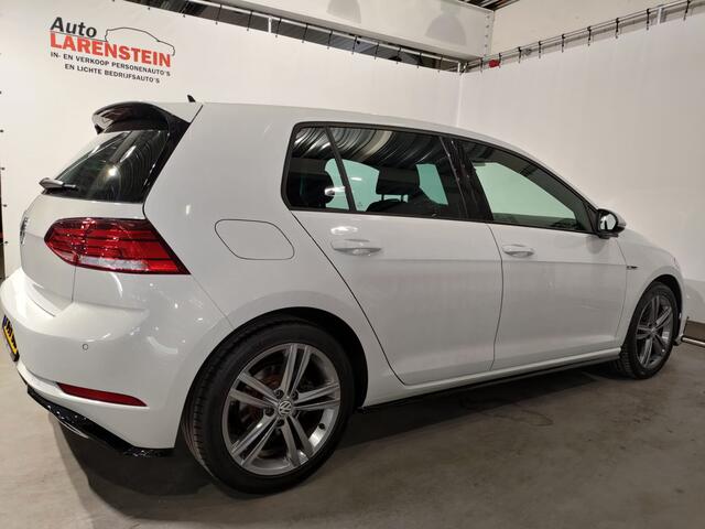 Volkswagen GOLF 1.5 TSI 150pk R-Line Highline 5 Drs 110kw Carplay / ACC / Bi-Xenon / Climate C.
