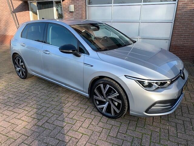 Volkswagen GOLF 1.5 eTSI Style / Highline R-line velgen