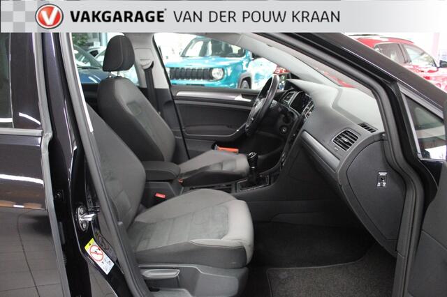 Volkswagen GOLF 1.5 TSI Comfortline Business Panoramadak
