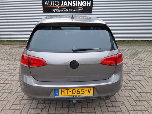 Volkswagen GOLF 1.0 TSI Business Edition Connected | Clima | Camera | Navigatie | Trekhaak | Ndl auto | Cruise control | RIJKLAARPRIJS INCL 12 MAANDEN GARANTIE EN BEURT