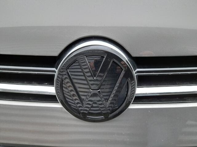 Volkswagen GOLF 1.0 TSI Business Edition Connected | Clima | Camera | Navigatie | Trekhaak | Ndl auto | Cruise control | RIJKLAARPRIJS INCL 12 MAANDEN GARANTIE EN BEURT