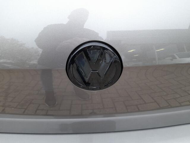 Volkswagen GOLF 1.0 TSI Business Edition Connected | Clima | Camera | Navigatie | Trekhaak | Ndl auto | Cruise control | RIJKLAARPRIJS INCL 12 MAANDEN GARANTIE EN BEURT