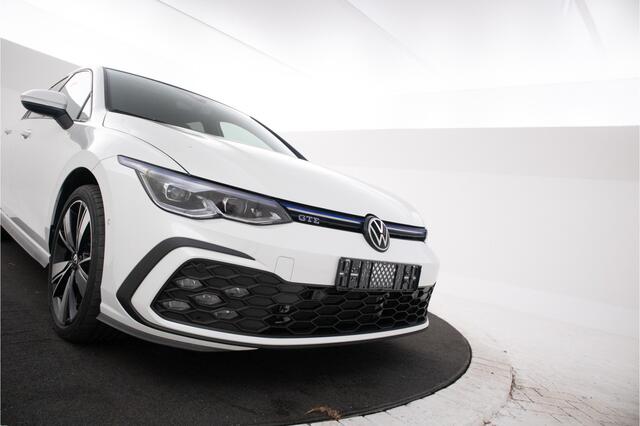 Volkswagen GOLF 1.4 eHybrid GTE Alle opties! Panorama, dode hoek det. etc.