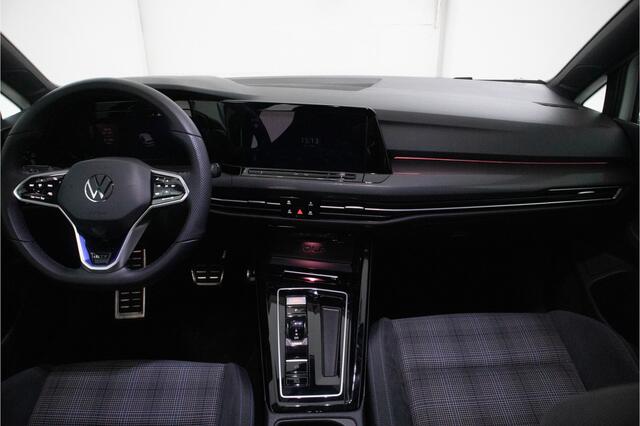 Volkswagen GOLF 1.4 eHybrid GTE Alle opties! Panorama, dode hoek det. etc.