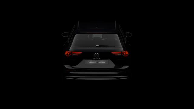 Volkswagen GOLF Variant 1.5 TSI 116 6MT Life Business Zijruiten achter en achterruit getint, 65% lichtabsorberend | Rijstrookbehoudassistent (Lane Assist)
