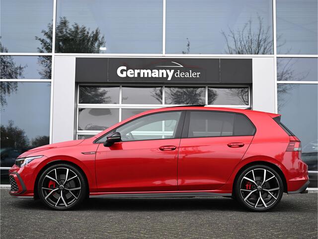 Volkswagen GOLF 2.0TSI GTI 245pk Individual King's Red Pano Camera LED Virtual 19-Inch