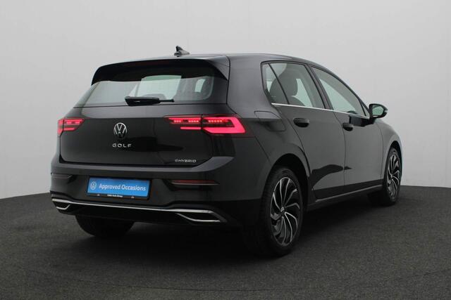 Volkswagen GOLF 1.4 204PK DSG eHybrid Style | IQ Light | Navi | ACC | Parkeersensoren voor/achter | 17 inch