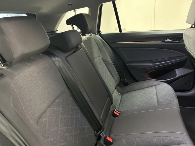 Volkswagen GOLF Variant 1.5 eTSI MEHV 130 PK DSG Life Electr. trekhaak / Navi / Apple Car Play / Led/ Stoel & Stuurverw, / PDC
