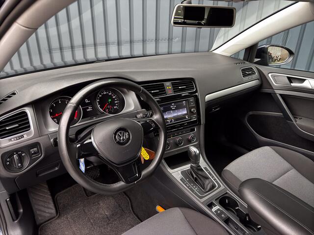 Volkswagen GOLF 1.0 TSI 116PK DSG Trendline | Apple Carplay / Android Auto | Parkeersensoren | Prijs Rijklaar!!