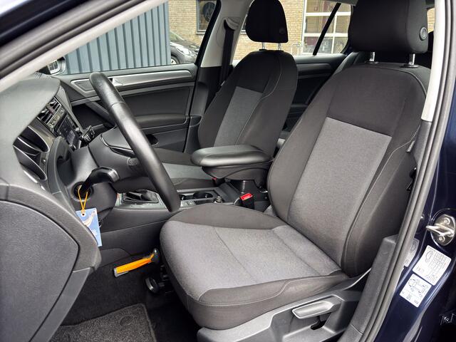 Volkswagen GOLF 1.0 TSI 116PK DSG Trendline | Apple Carplay / Android Auto | Parkeersensoren | Prijs Rijklaar!!