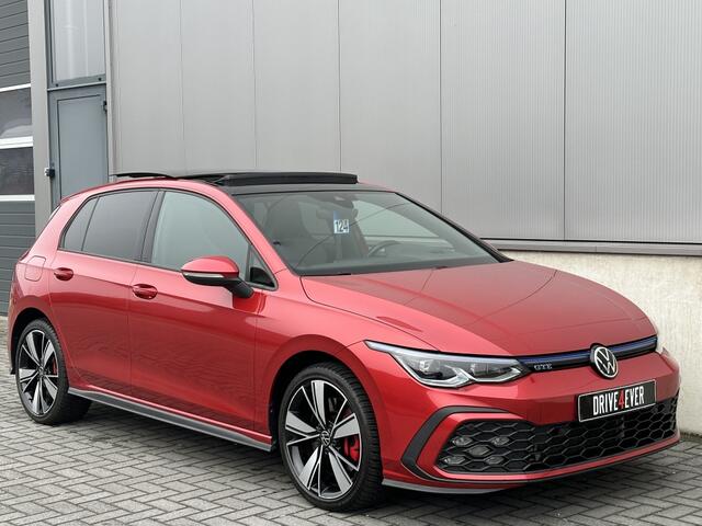 Volkswagen GOLF 1.4 eHybrid GTE 245pk FULL PANO CAMERA NAVI SFEER IQ LIGHT