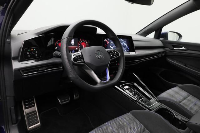 Volkswagen GOLF 1.4 245PK DSG eHybrid GTE | Pano | IQ Light | Keyless | LED mistlampen | Navi | Camera | ACC | 18 inch | Apple Carplay / Android Auto