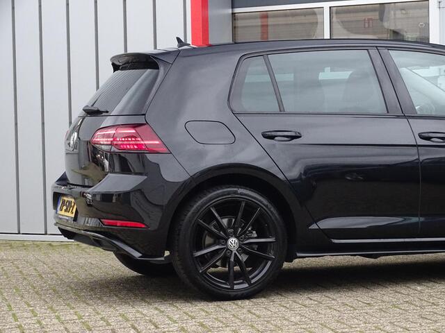 Volkswagen GOLF 1.5 TSI Highline Business R | R-Line | Navi | ACC | Verwarmde Voorstoelen | Garantie |