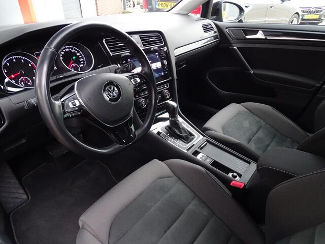 Volkswagen GOLF 1.5 TSI Highline Business R | R-Line | Navi | ACC | Verwarmde Voorstoelen | Garantie |