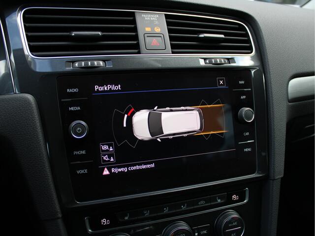 Volkswagen GOLF Variant 1.0 TSI Comfortline Business 1e Eig./NAVI/PDC/Adaptive Cruise/Climate/Sportstoelen/PDC/Massage/Apple carplay/DAB+/Stoelverw.