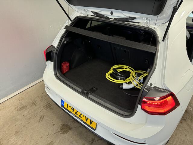 Volkswagen GOLF 1.4 eHybrid GTE HeadUpDisplay/Camera/AppConnect