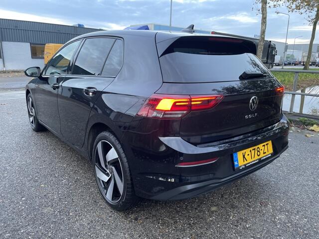 Volkswagen GOLF 1.5 TSI Life