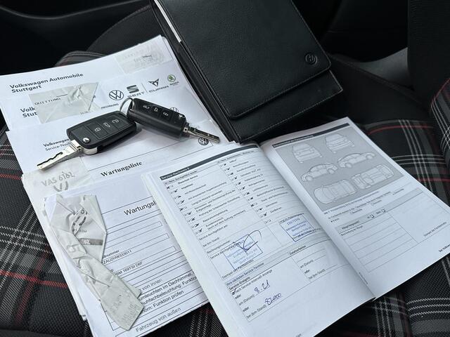 Volkswagen GOLF 2.0 TSI GTI | Virtual Cockpit | Navi | ACC | 19" Vossen style