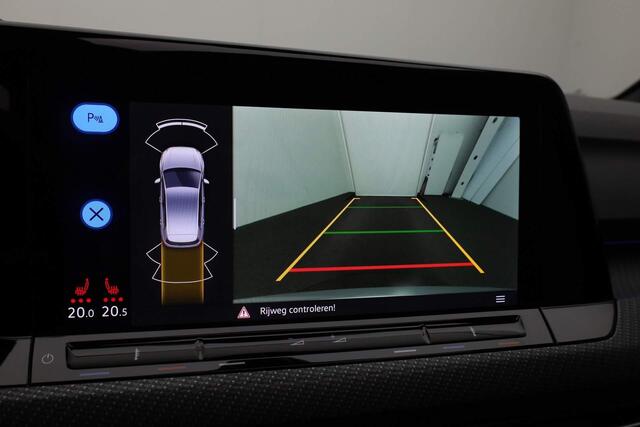 Volkswagen GOLF 1.5 eTSI 150PK DSG R-Line | Pano | IQ Light | Stoelverwarming | Camera | Navi | Sportonderstel | ACC | Keyless