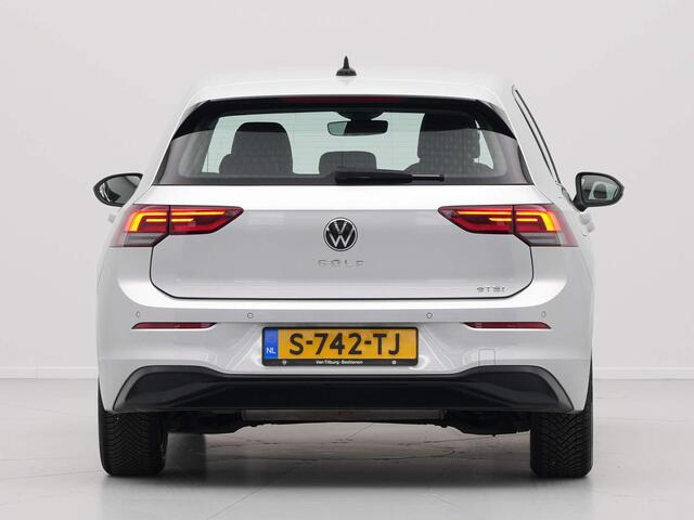 Volkswagen GOLF 1.0 eTSI 110pk DSG Life Navigatie Pdc Acc Clima 241