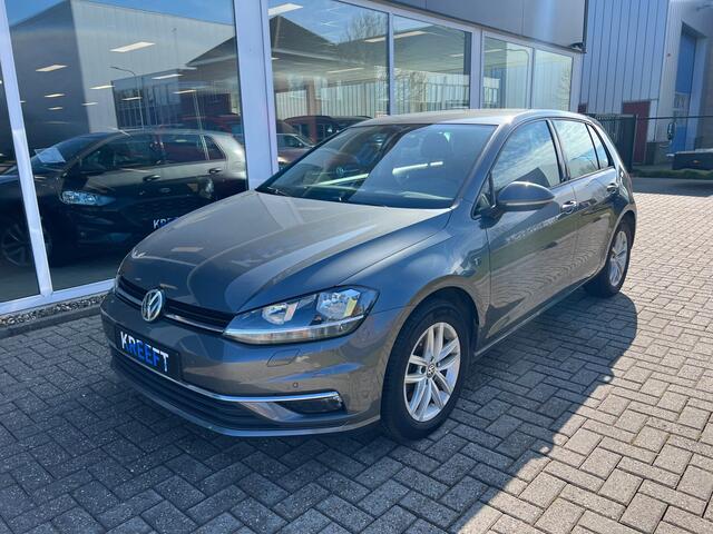 Volkswagen GOLF 1.5 TSI Highline Trekhaak | Groot scherm