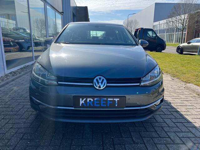 Volkswagen GOLF 1.5 TSI Highline Trekhaak | Groot scherm