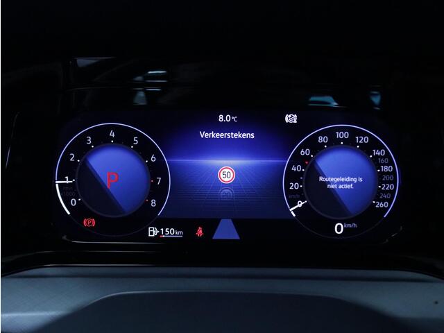 Volkswagen GOLF 1.5 eTSI Clima/Navi/PDC