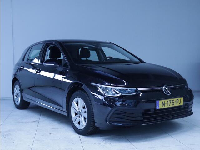 Volkswagen GOLF 1.5 eTSI Clima/Navi/PDC