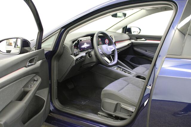Volkswagen GOLF 1.5 eTSI Life